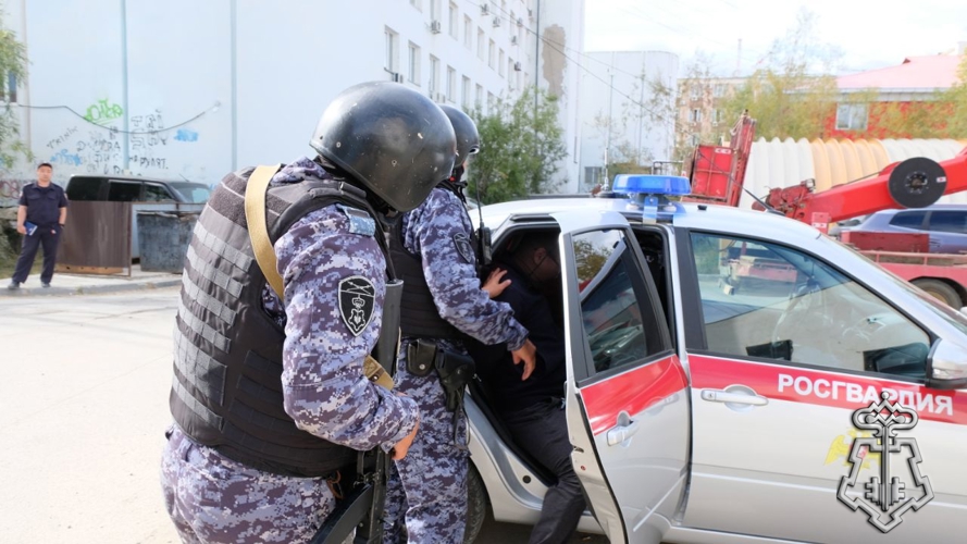 С участием Росгвардии в образовательных учреждениях республики прошли всероссийские учения