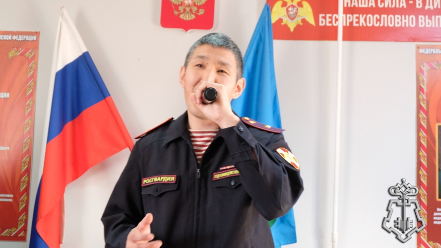 В Якутском ОВО Росгвардии отметили профессиональный праздник вручением ведомственных наград и патриотическим концертом 