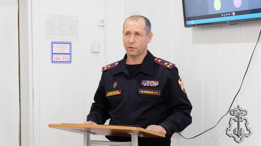Полковник полиции Сергей Челищев провел торжественное собрание для личного состава УВО Якутии 