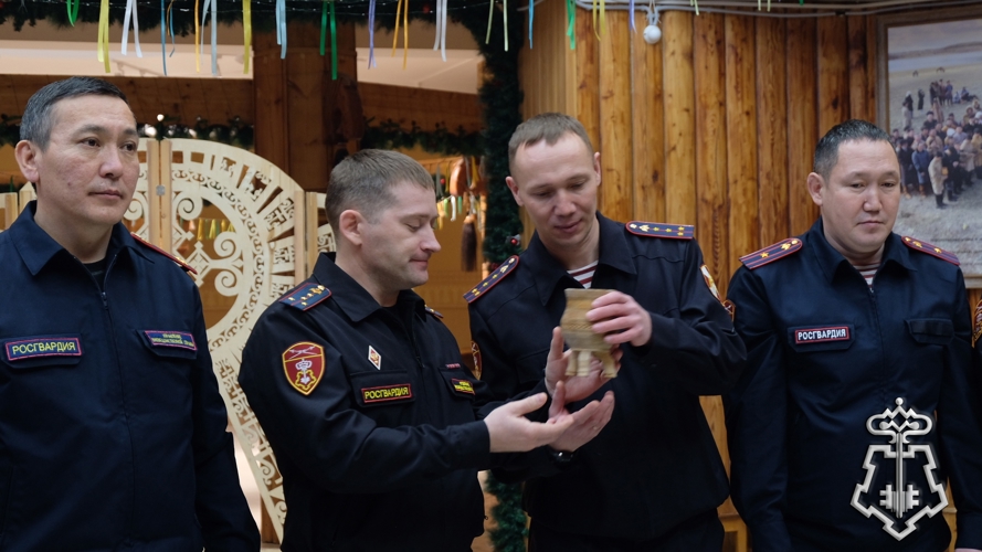 В Доме Арчы провели обряд благословления росгвардейцев на службу 