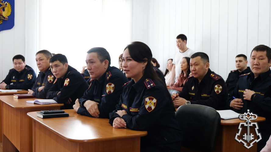 В Управлении вневедомственной охраны Росгвардии по Республике Саха (Якутия) торжественно отметили профессиональный праздник