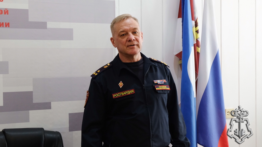 В Управлении вневедомственной охраны Росгвардии по Республике Саха (Якутия) торжественно отметили профессиональный праздник
