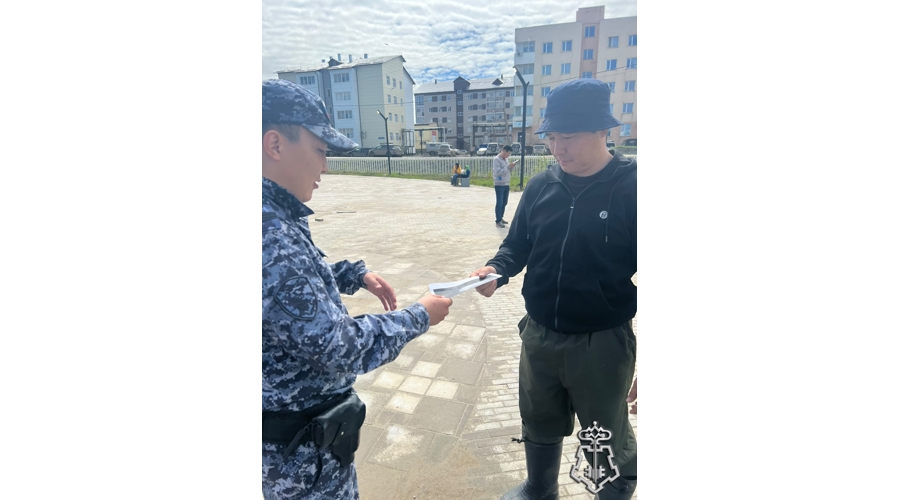 В Якутии росгвардейцы провели агитацию по набору на службу во вневедомственную охрану