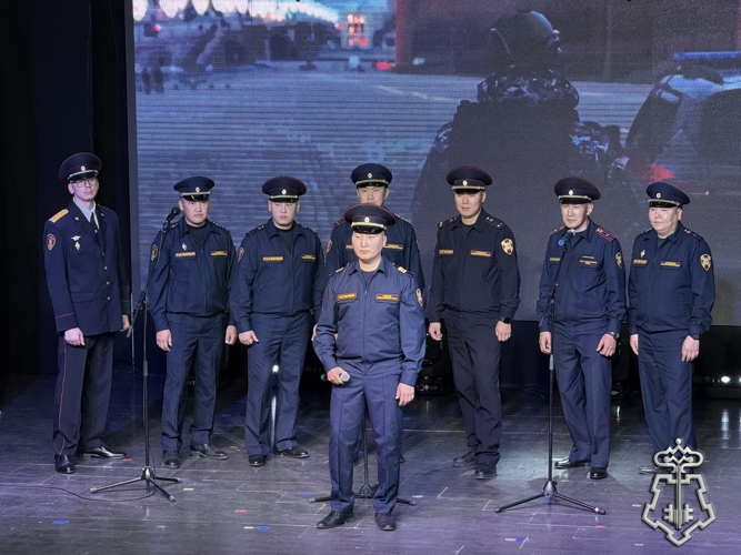 Вневедомственная охрана выступила с концертной программой «Всегда на страже» в Горном районе Якутии